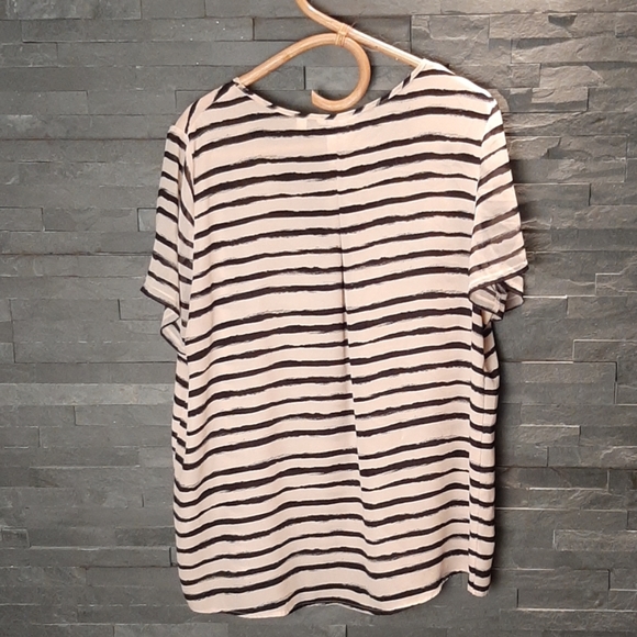 REITMANS | pink and black striped blouse - Picture 4 of 4